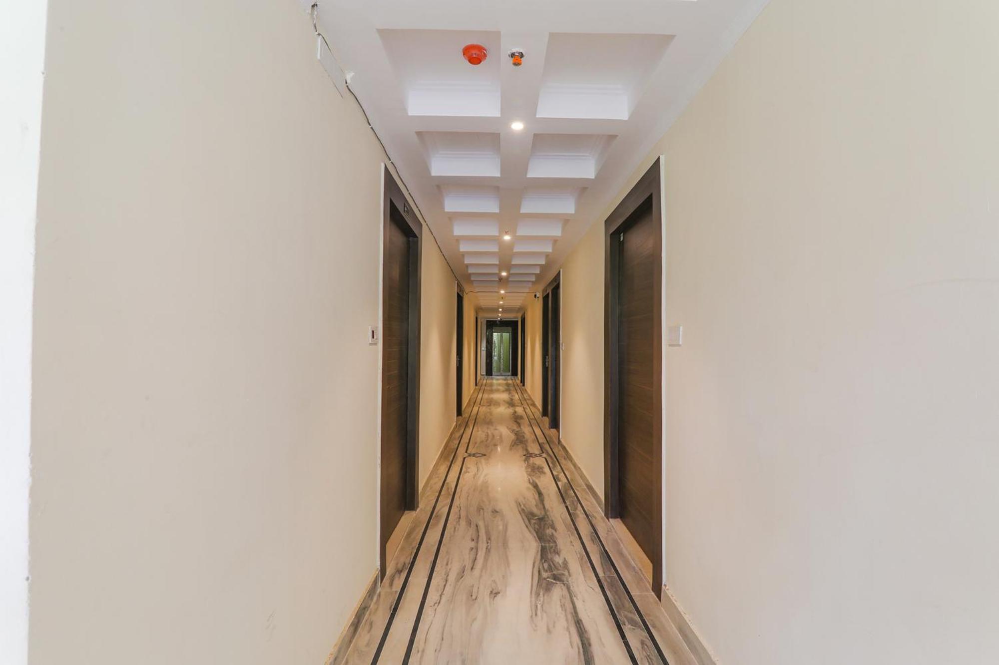 Fabhotel Raj Palace Лакхнау Екстер'єр фото