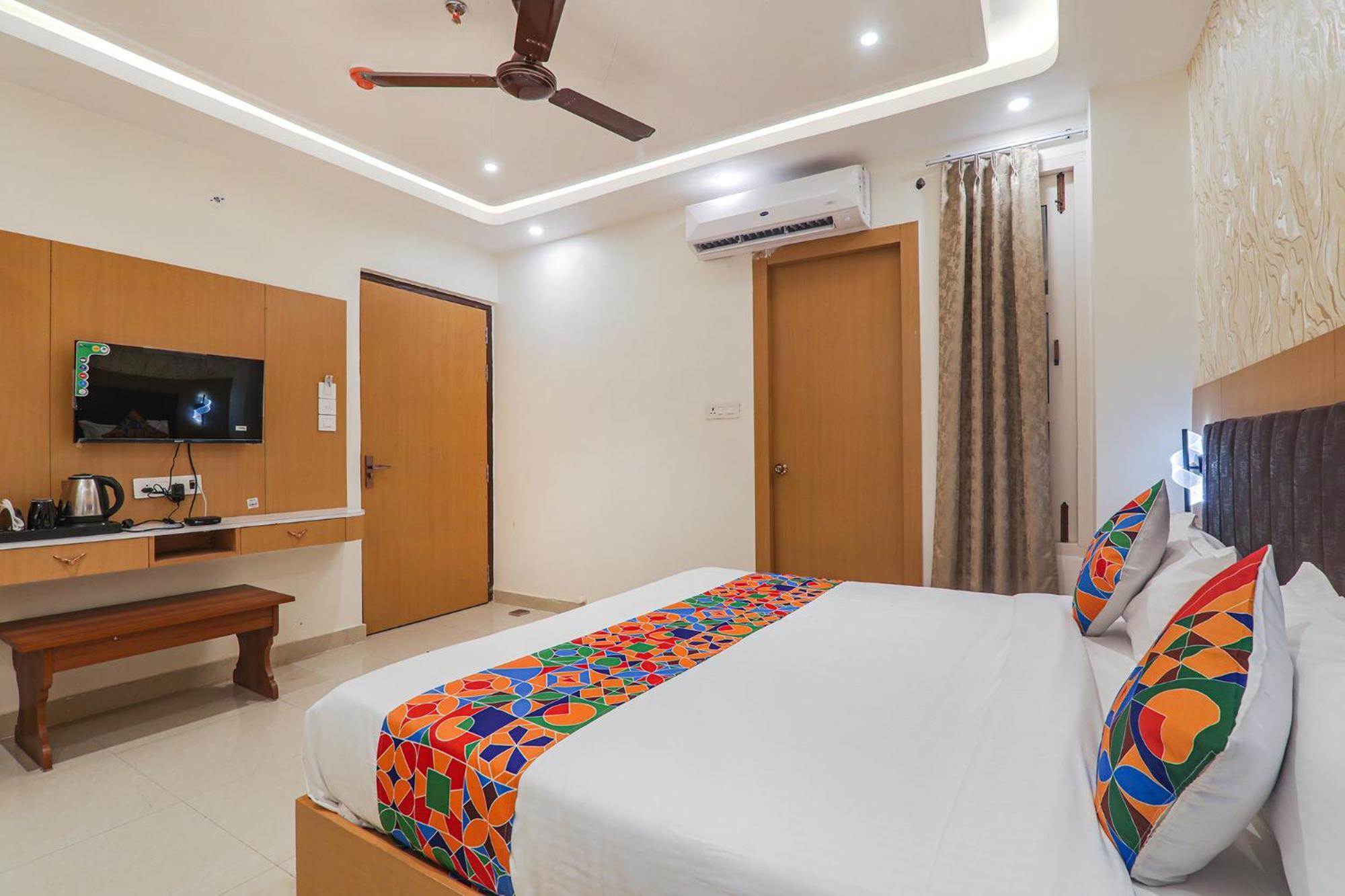 Fabhotel Raj Palace Лакхнау Екстер'єр фото
